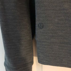 Lululemon pullover